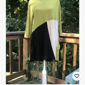 Sympli Tunic Top Color Block Top Green Gray Black One Pocket Sz 8, 3/4 Sleeve